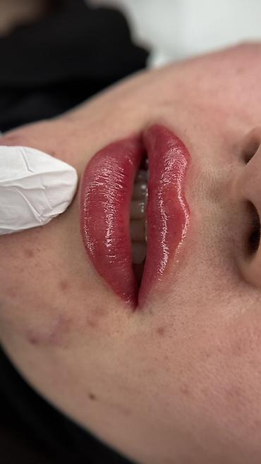 Перманентный макияж: Профессиональный перманентный макияж бровей (пудровое/теневое — 10