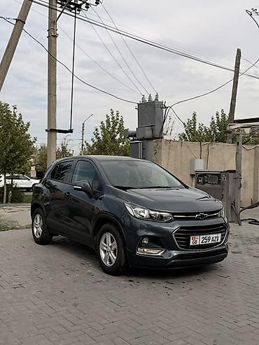 Chevrolet Trax: 2021 г., 1.4 л, Автомат, Бензин, Кроссовер