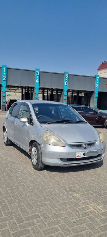Honda: Honda Fit: 2002 г., 1.3 л, Вариатор, Бензин, Хэтчбэк