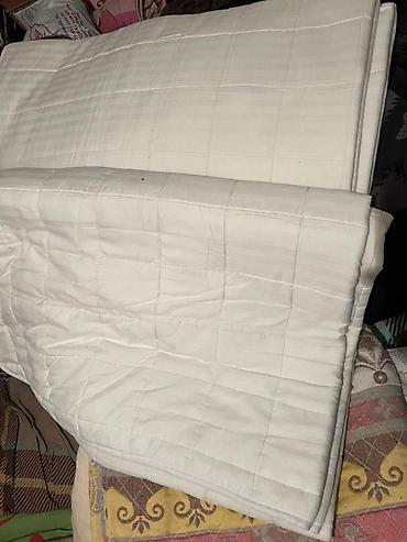 Одеяла и пледы: Одеяло, Б/у, Синтепон, Все сезоны, Двусторонний — 10