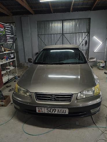 Toyota: Toyota Camry: 2001 г., 2.2 л, Автомат, Бензин, Седан — 2