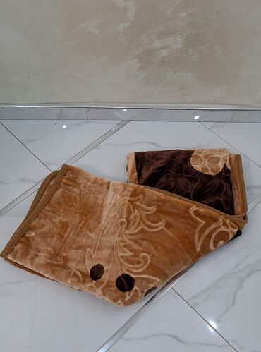 Ćebad i pokrivači: Ćebe 220x160 — 1