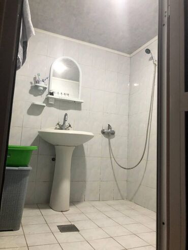 Köhnə tikili: Bakı, Qaraçuxur qəs., 5 otaqlı, Köhnə tikili, 110 kv. m — 10