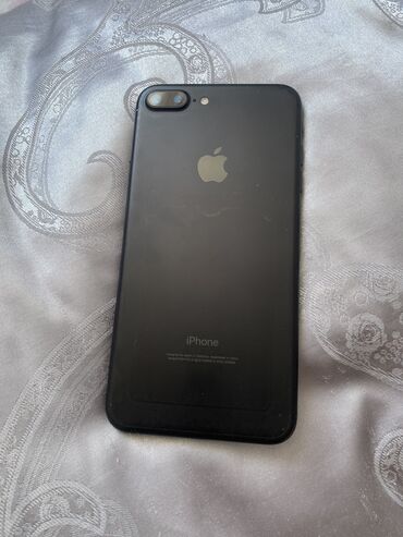 чехол прозрачный: IPhone 7 Plus, Колдонулган, 128 ГБ, Кара, 100 %