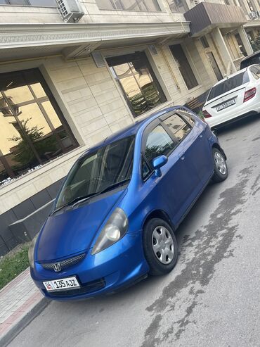 Honda: Honda Fit: 2003 г., 1.3 л, Вариатор, Бензин, Хэтчбэк