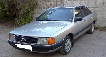 машина с 4: Audi 100: 1988 г., 2.3 л, Механика, Бензин, Седан
