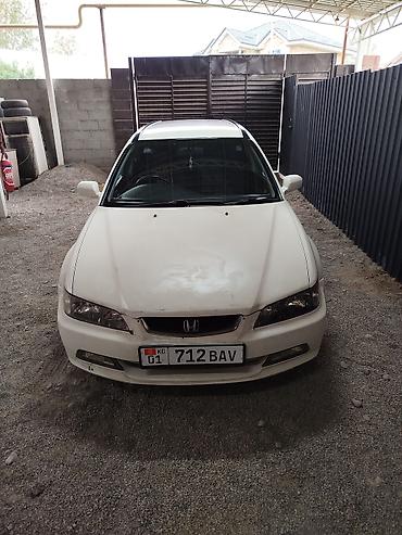 honda inside: Honda Accord: 2001 г., 2.3 л, Автомат, Газ, Универсал — 7