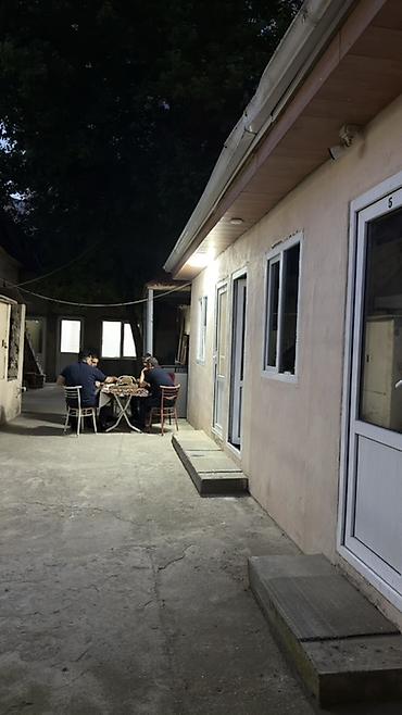 satılık cafe: Obyektin 2 ci mertebesi temirsizdir 7 kabineti 1 boyuk zali 1 metbexi — 3