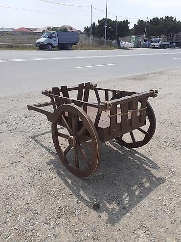 Bağ, çöl mebeli: Taxta dekorativ araba (iki təkərli) - Material: tam ağacdan — 1
