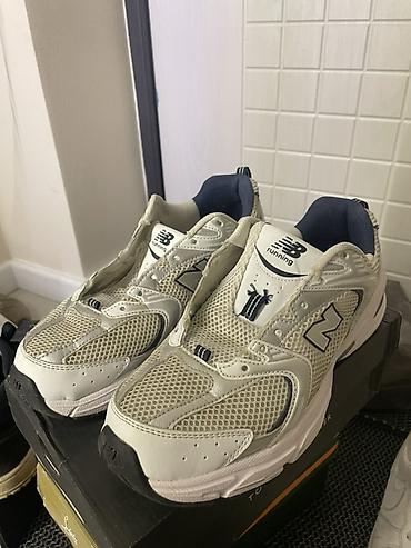 nb 550: Мужские кроссовки, 43, New Balance, Новый, цвет - Серый, Платная доставка — 1