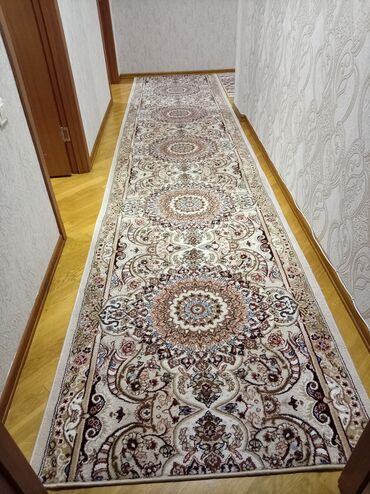 зеркало для ванной: Ковер