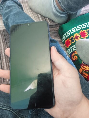 купить телефон s10: Samsung A10e, Б/у, 32 ГБ, цвет - Синий, 2 SIM