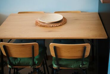 Stolovi: Cena seta: 9.995 RSD (moguća kupovina i odvojeno) Topao, skandinavski — 12