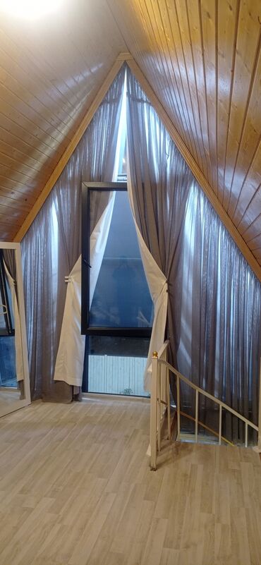 Bağ evlərinin kirayəsi: 80 kv. m, 2 otaqlı, Hovuzsuz, İnternet, Su, Kanalizasiya — 15