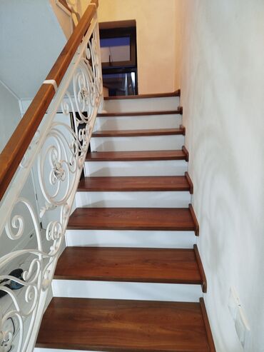 Бетонные лестницы: Бетонная лестница Для дома, Форма лестницы: Прямая, Стиль: Лофт — 23