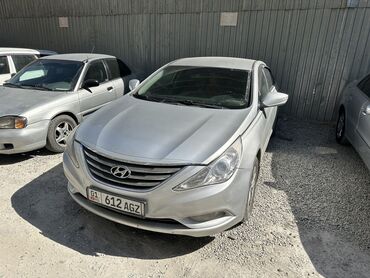 hyundai avante3: Hyundai Sonata: 2012 г., 2 л, Автомат, Газ, Седан