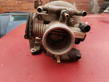 Auto delovi: Usisna grana sa klapnom i senzorima Lada 21214 Niva broj 2. Polovno — 3