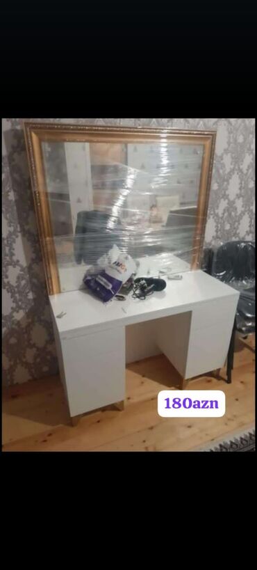 stil mebel qiymetleri: Salon Mebeli gorunduyu kimi yendi hec işlenmeyib 180 azn satlır