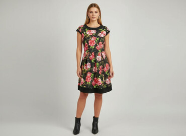 ładne sukienki dla puszystych: Women`s dress, size M