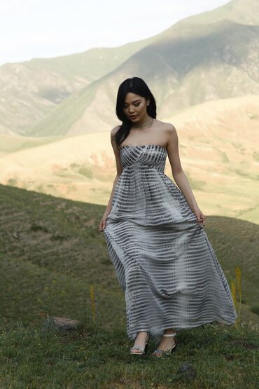 платье абайка: Платье от Armani Exchange размер S состояние отличное, на выпускной👍🏻