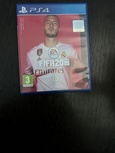 kreditle playstation 4: Ideal Vəziyyetdedi 2 ədəd Orginal Jostik verlir Fifa 20 disk hediyye