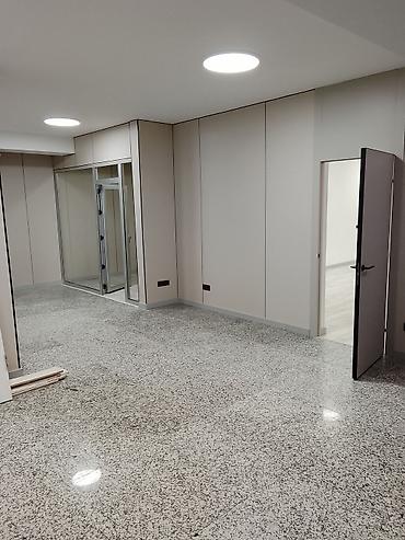 простой: Продажа офисов 176 м², С ремонтом, Многоэтажное здание, 3 этаж — 3