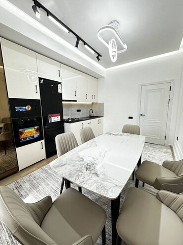 Продажа квартир: 2 комнаты, 80 м² — 6