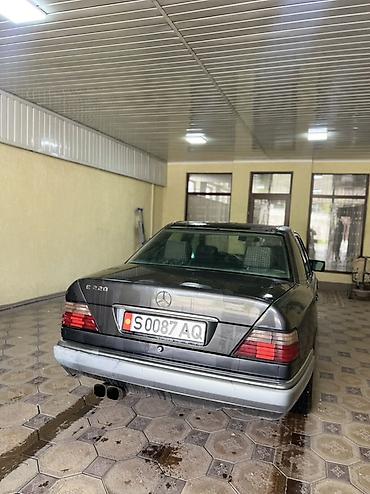 на 124: Mercedes-Benz W124: 1993 г., 2.2 л, Механика, Бензин, Седан — 2