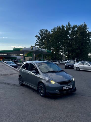 приматок прямоток: Honda Fit: 2003 г., 1.3 л, Вариатор, Бензин, Хэтчбэк