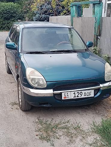 Daihatsu Sirion: 2000 г., 0.1 л, Механика, Бензин at lalafo.kg Daihatsu Sirion: 2000 г., 0.1 л, Механика, Бензин