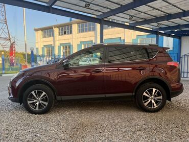 продаю авто в аварийном состоянии: Toyota Rav 4 2017г. 2.5 куб. в отличном состоянии