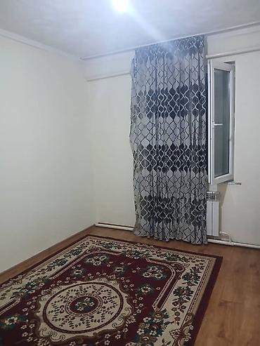 Комнаты: Сдается комната с окном и батареей отопления. - Светлая, с — 1