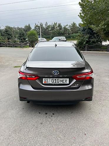 bud e9: Toyota Camry: 2020 г., 2.5 л, Автомат, Гибрид, Седан — 4
