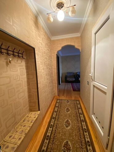 Uzunmüddətli kirayə mənzillər: Neftçilər metrosu yanında, Komfort tərəfdən çıxışda, Xruşovka layihəli — 10