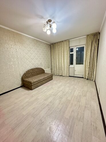 Продажа квартир: 1 комната, 35 м², 105 серия, 4 этаж, Старый ремонт