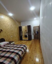 Uzunmüddətli kirayə evlər: 100 kv. m, 3 otaqlı -da lalafo.az — 4 Uzunmüddətli kirayə evlər: 100 kv. m, 3 otaqlı — 4