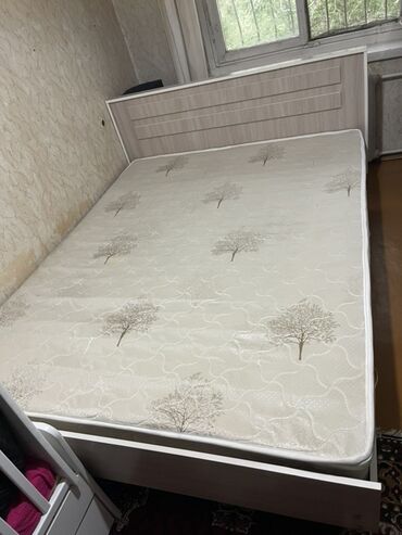 Двуспальные кровати: Кровать и Детский Кровать комодом : Кровать двуспальная с