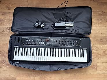 Sintezatorlar: Yamaha CK61 səhnə klaviaturası - 61 ədəd tam ölçülü klaviş (sürüşmə — 2