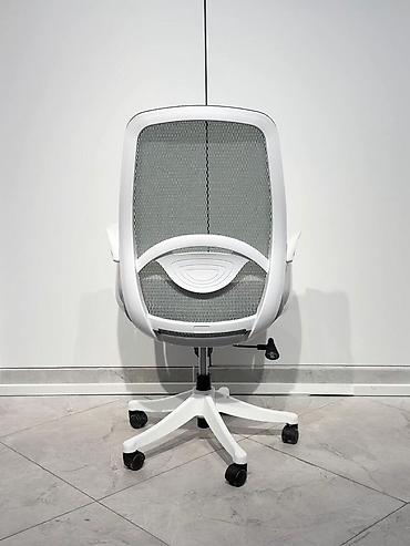 herman miller: Офисное кресло, Новый, С колесиками, цвет - Серый, Бесплатная доставка — 2