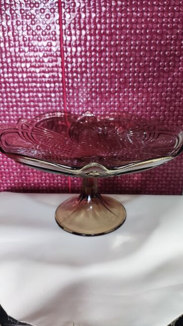 Qrafinlər və səhənglər: 2 ədəd qədimi qrafin — 4