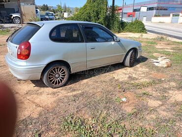 Toyota: Toyota Corolla: 1.4 l. | 2002 έ. Χάτσμπακ — 11