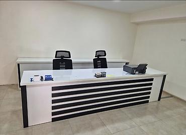 ev alqi satqi agentliyi: Ofis Nərimanov rayonunun mərkəzində, H.Əliyev mərkəzinə yaxın 2-ci — 3