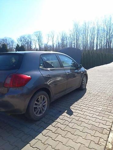 crveni sonic: TOYOTA AURIS DELOVI 2008. GOD. - KOMPLETAN AUTO U DELOVIMA | — 1