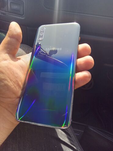 telefon samsung fly: Samsung A70, 128 ГБ, цвет - Фиолетовый, Кнопочный, Сенсорный, Отпечаток пальца