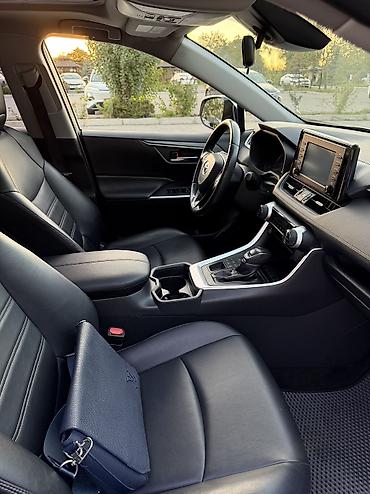 Toyota: Toyota RAV4: 2019 г., 2.5 л, Автомат, Бензин, Кроссовер — 5