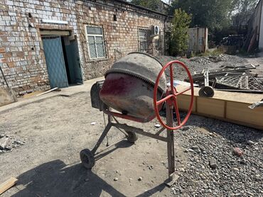 столовой в аренду: Ижарага берүү Бетон аралаштыргычтар