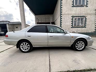 Toyota: Toyota Camry: 2000 г., 2.2 л, Автомат, Бензин, Седан — 2