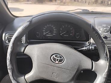 Toyota: Toyota Corolla: 2001 г., 1.4 л, Механика, Бензин, Хэтчбэк — 1