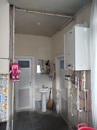 Həyət evləri və villaların satışı: 3 otaqlı, 90 kv. m, Orta təmir — 12