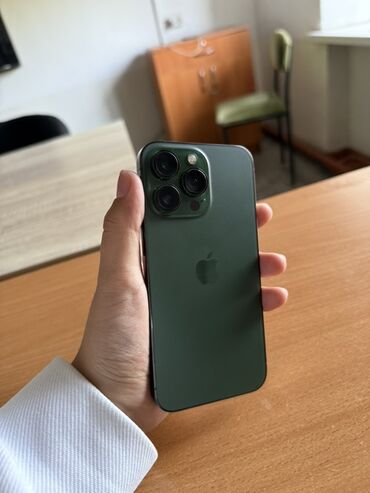 iphone 7 в рассрочку: IPhone 13 Pro, Б/у, 256 ГБ, Alpine Green, Коробка, Чехол, 78 %